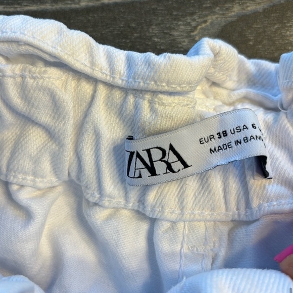 NWOT Zara Buttoned Paperbag Baggy White High Waist Short Size 6 - Picture 4 of 7